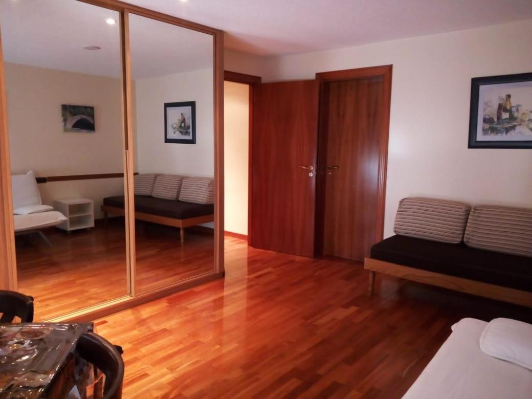 Apartaments Turistics Pirineu Soldeu Esterno foto