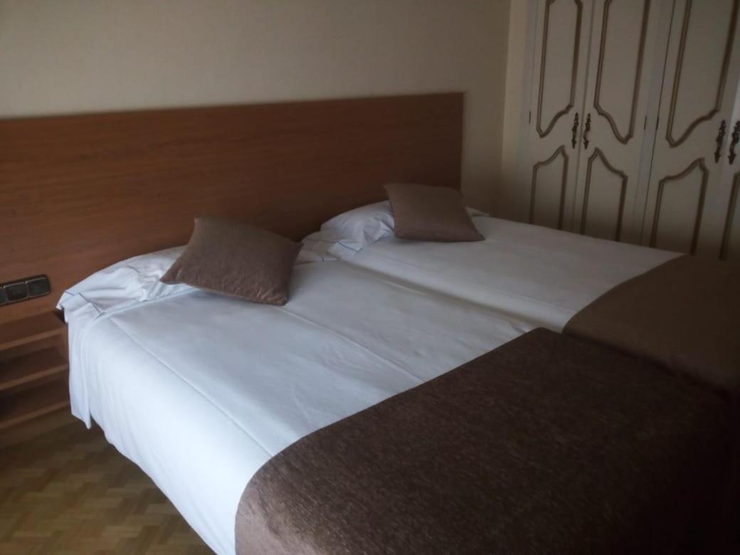 Apartaments Turistics Pirineu Soldeu Esterno foto